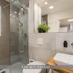 Leinetal Mit Kamin & Kaminholz, 1-3 Personen , Schlafzimmer Mit Boxspringbett 180x200 & Hochwertige Hotelbettwaesche, Bequemes Einzelbett Im Wohnzimmer, Terrasse, Einbaukueche,