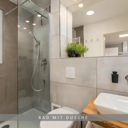 Hund Ohne Aufpreis -apartment Leinetal - Kamin In Der & Kaminholz Kostenlos - Hochwertige Hotelbettwaesche, 7 Min Zur Seenplatte, Privat Parkplatz - 1-3 Personen 아파트 *