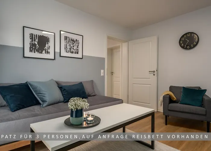 Apartman Leinetal Mit Kamin & Kaminholz, 1-3 Personen , Schlafzimmer Mit Boxspringbett 180x200 & Hochwertige Hotelbettwaesche, Bequemes Einzelbett Im Wohnzimmer, Terrasse, Einbaukueche, Northeim