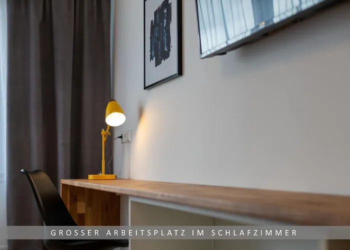Leinetal Mit Kamin & Kaminholz, 1-3 Personen , Schlafzimmer Mit Boxspringbett 180x200 & Hochwertige Hotelbettwaesche, Bequemes Einzelbett Im Wohnzimmer, Terrasse, Einbaukueche, Apartman Northeim